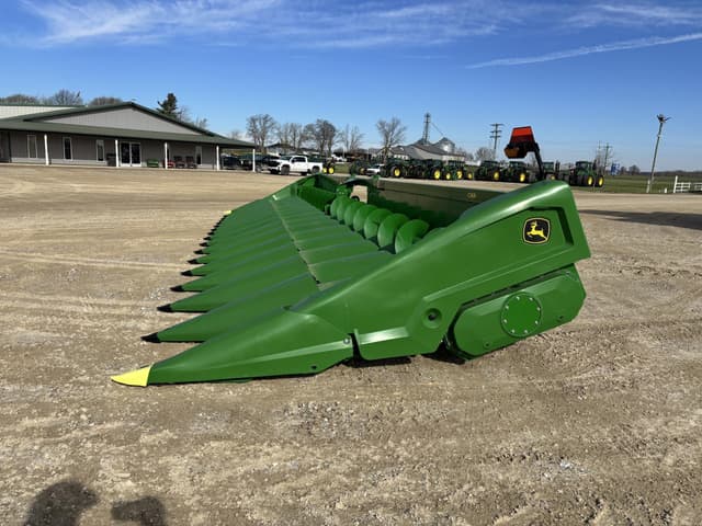Image of John Deere C16R equipment image 1