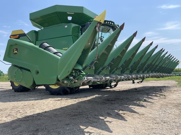 Image of John Deere C16R equipment image 1