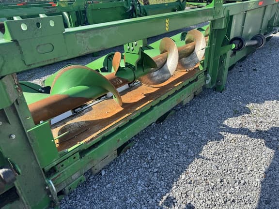 Image of John Deere C16R equipment image 2