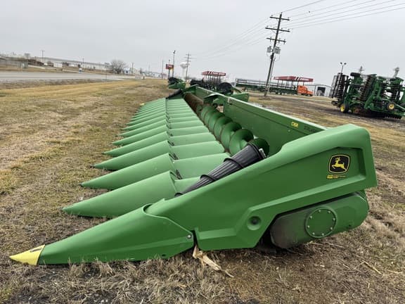 Image of John Deere C16R equipment image 1