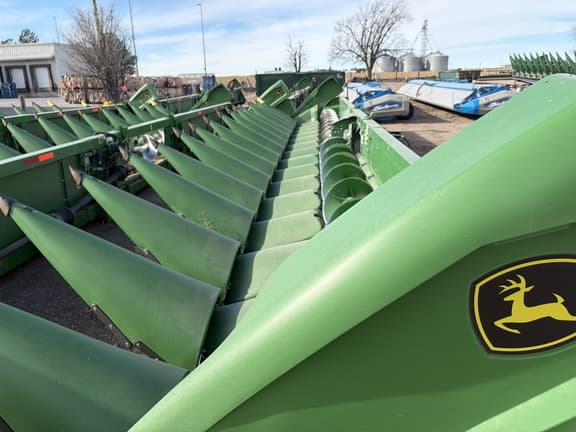 Image of John Deere C16R equipment image 2