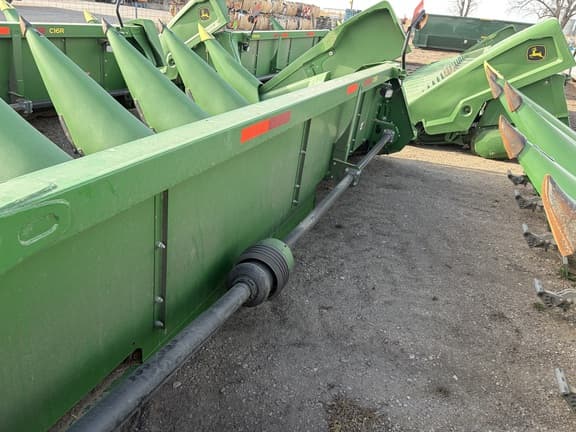 Image of John Deere C16R equipment image 4