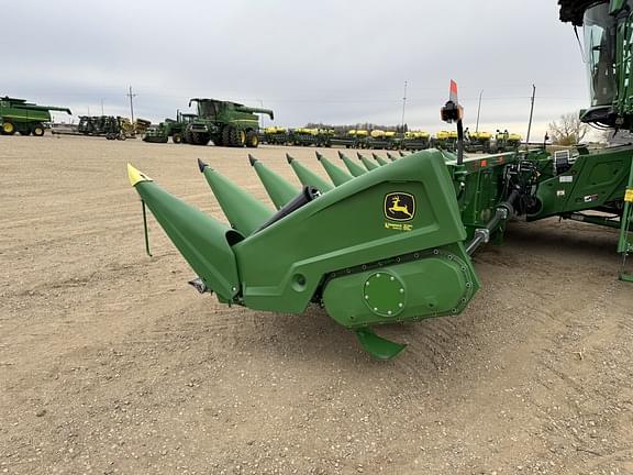 Image of John Deere C16R equipment image 2