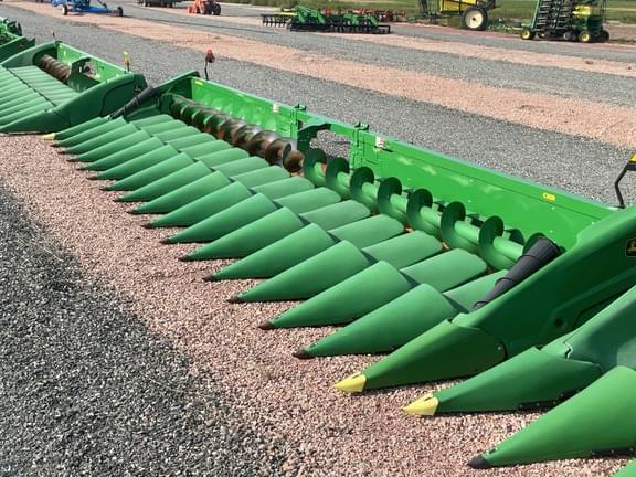 Image of John Deere C16R equipment image 3