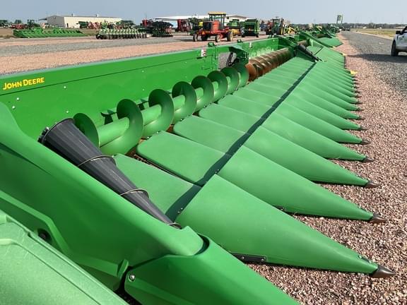 Image of John Deere C16R equipment image 1