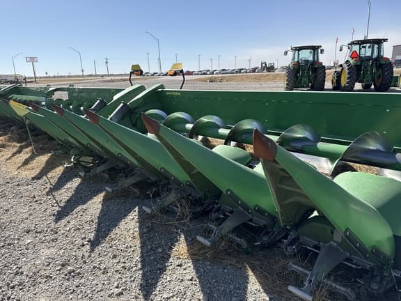 Image of John Deere C16R equipment image 1