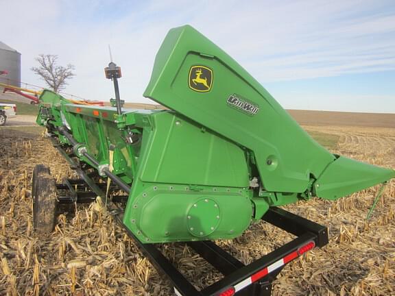 Image of John Deere C16R equipment image 1