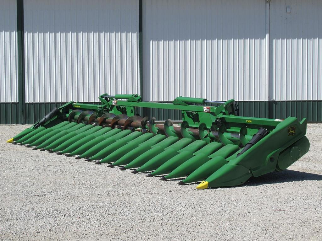 Image of John Deere C18F Primary image