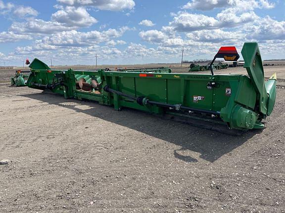 Image of John Deere C18R equipment image 3