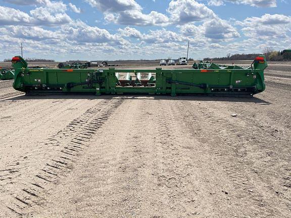 Image of John Deere C18R equipment image 4