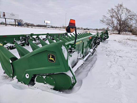 Image of John Deere C18R equipment image 1