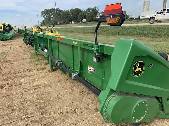 Image of John Deere C18R equipment image 1