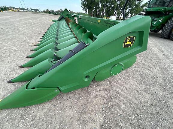 Image of John Deere C18R equipment image 1