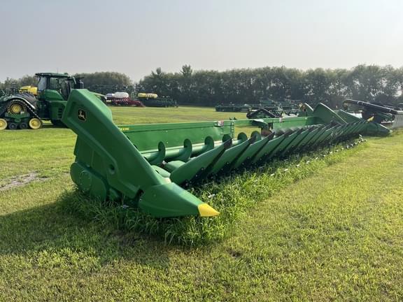 Image of John Deere C18R equipment image 2