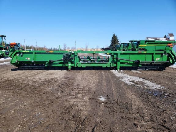 Image of John Deere C18R equipment image 4