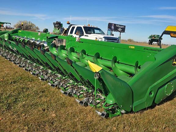 Image of John Deere C18R equipment image 2