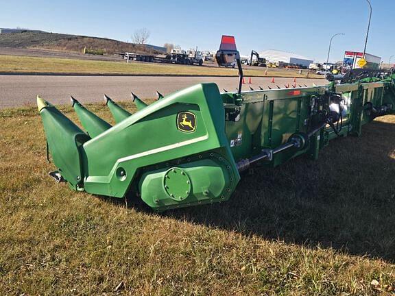 Image of John Deere C18R equipment image 3