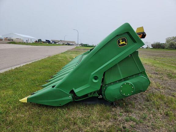 Image of John Deere C18R equipment image 1