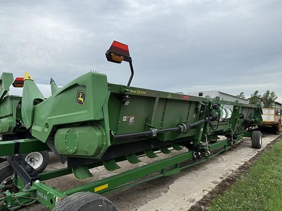 Image of John Deere C18R Primary image