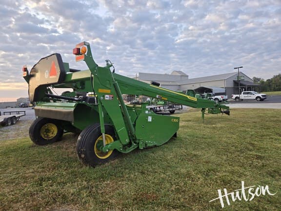 Image of John Deere C300 equipment image 4