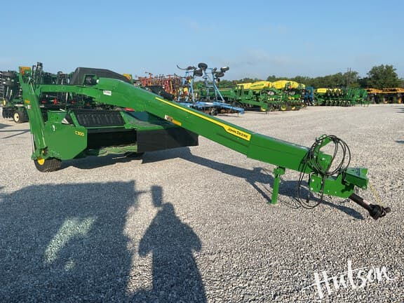 Image of John Deere C300 equipment image 1