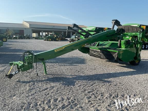 Image of John Deere C300 equipment image 1