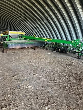 Image of John Deere C450 Primary image