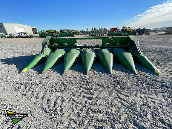 Image of John Deere C6R equipment image 1