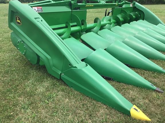 Image of John Deere C8F equipment image 2