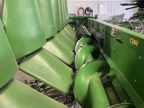 Image of John Deere C8R equipment image 3