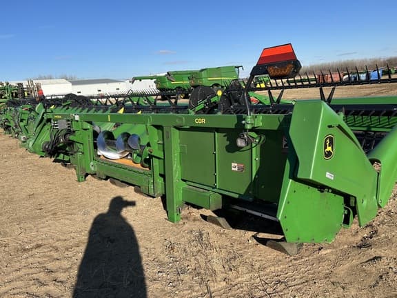 Image of John Deere C8R equipment image 1