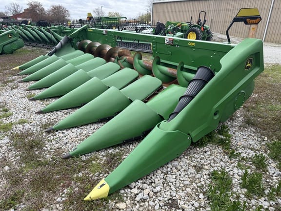 Main image John Deere C8R