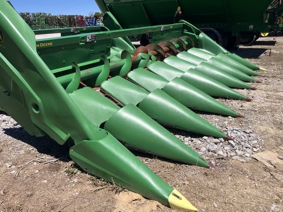 Image of John Deere C8R Primary image