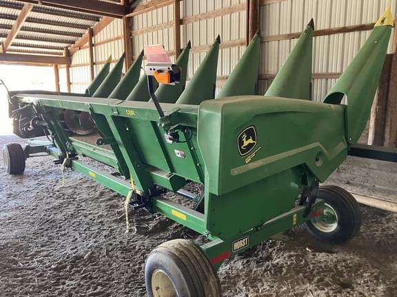 Image of John Deere C8R equipment image 2