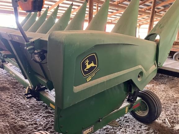 Image of John Deere C8R equipment image 2