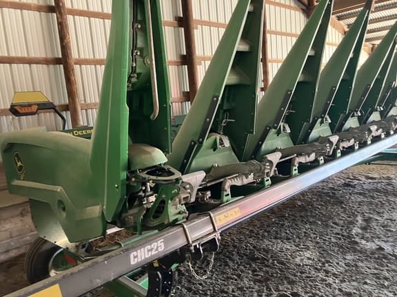 Image of John Deere C8R equipment image 4