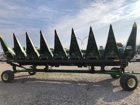 Image of John Deere C8R equipment image 1