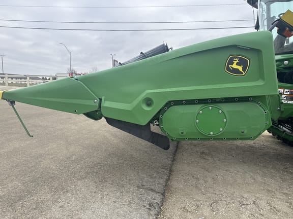 2024 John Deere C8R Equipment Image0