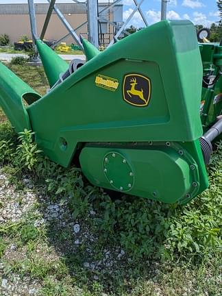 Image of John Deere C8R equipment image 2