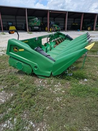 Main image John Deere C8R