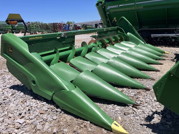 2024 John Deere C8R Equipment Image0