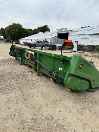 Image of John Deere C8R equipment image 1