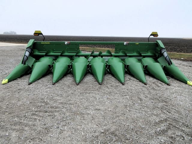 Image of John Deere C8R equipment image 3