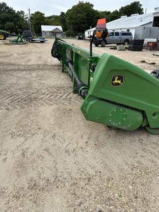 Image of John Deere C8R equipment image 2