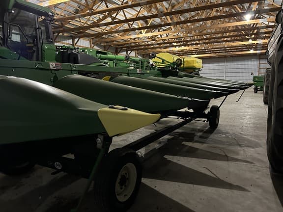 Image of John Deere C8R Primary image