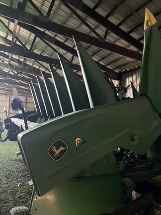 Image of John Deere C8R equipment image 1