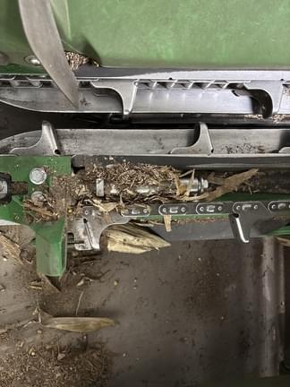 Image of John Deere C8R equipment image 1