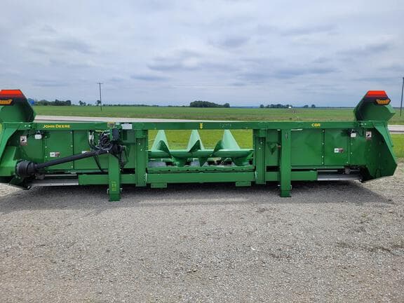 Image of John Deere C8R equipment image 4