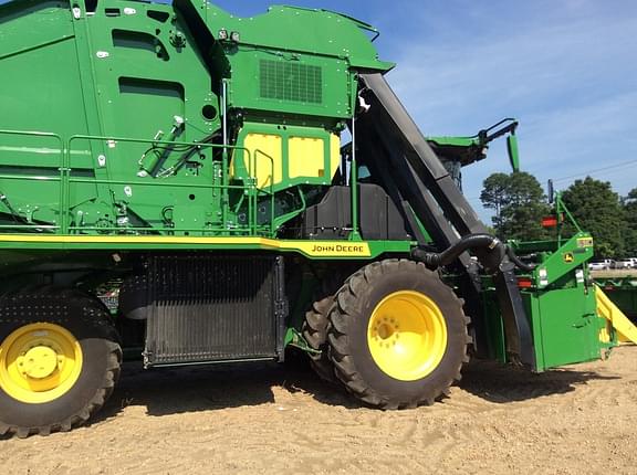 Image of John Deere CP770 equipment image 1