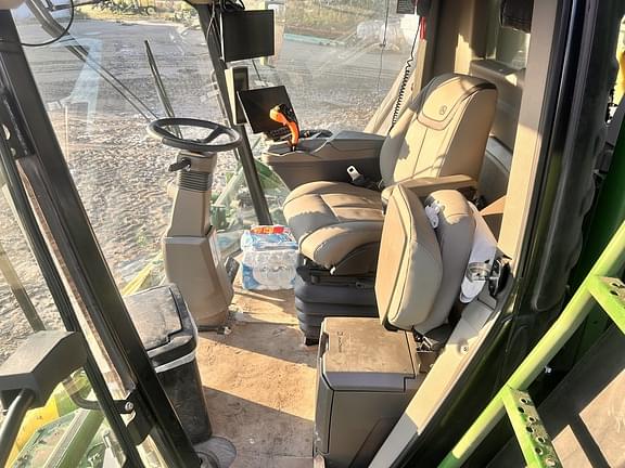 Image of John Deere CP770 equipment image 4